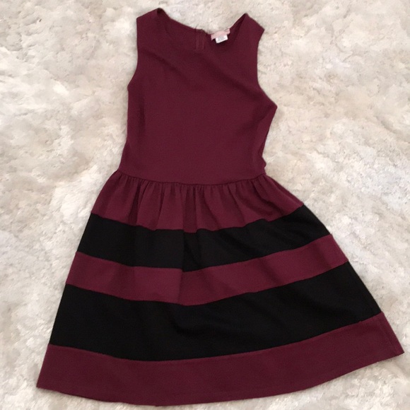 Dress - Picture 2 of 5